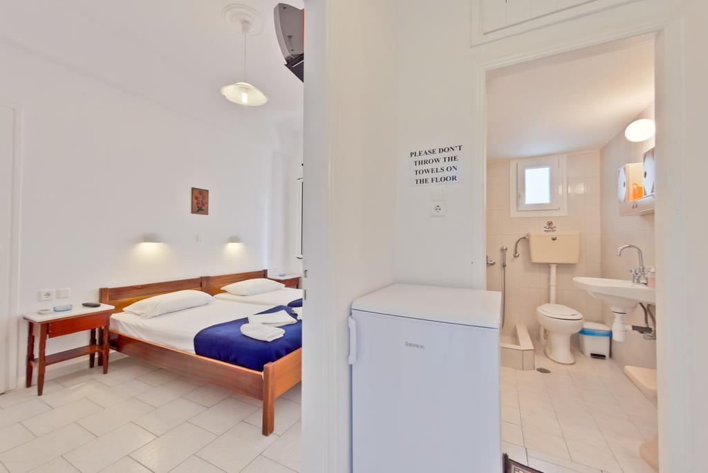 Paris Rooms Antiparos Città Camera foto