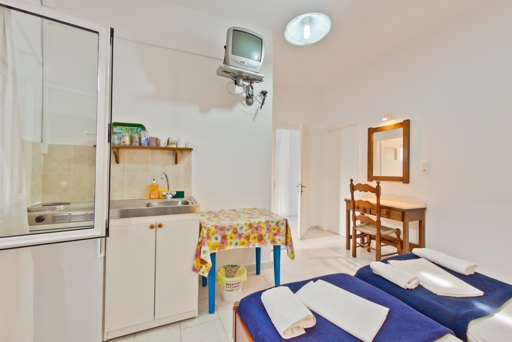 Paris Rooms Antiparos Città Camera foto